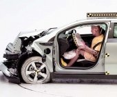 2015 Chevrolet Volt IIHS Frontal Impact Crash Test Picture